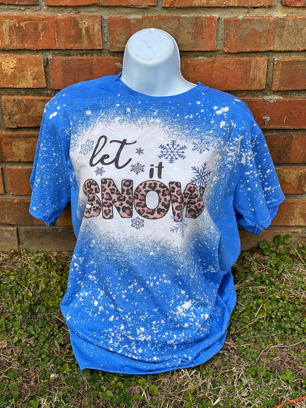 Let it snow Bleach Tee