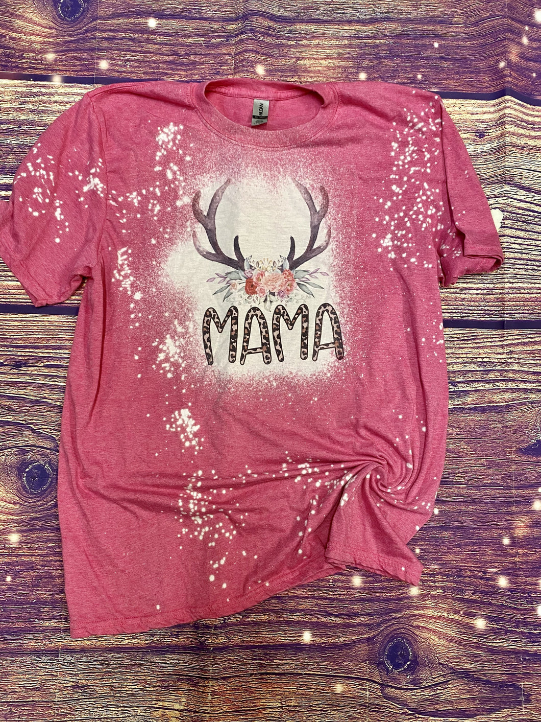 Leopard mama floral Antlers Bleach Tee